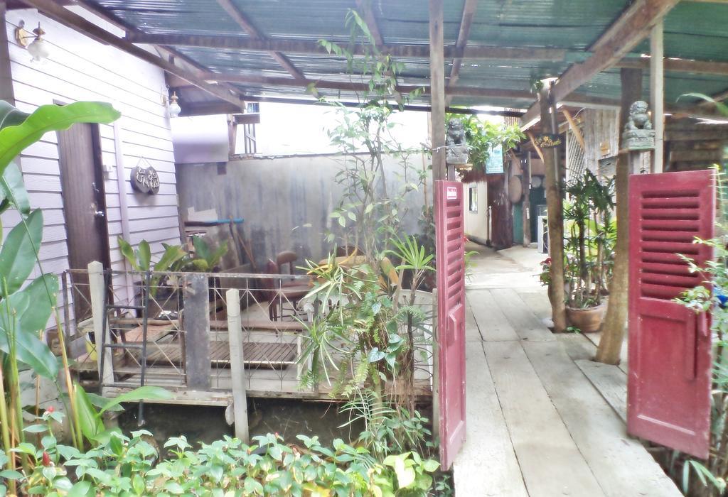 אמפווה Nr Homestay חדר תמונה