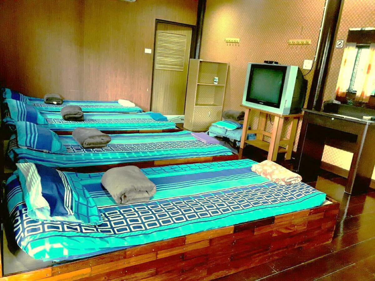 אמפווה Nr Homestay מראה חיצוני תמונה