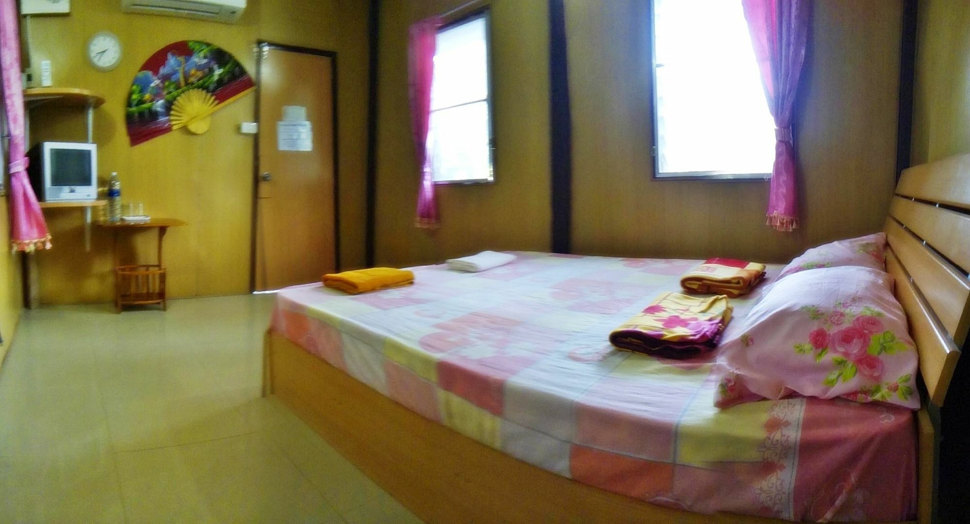 אמפווה Nr Homestay מראה חיצוני תמונה