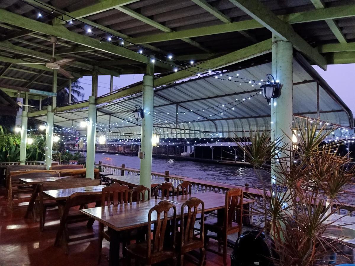 אמפווה Nr Homestay מראה חיצוני תמונה